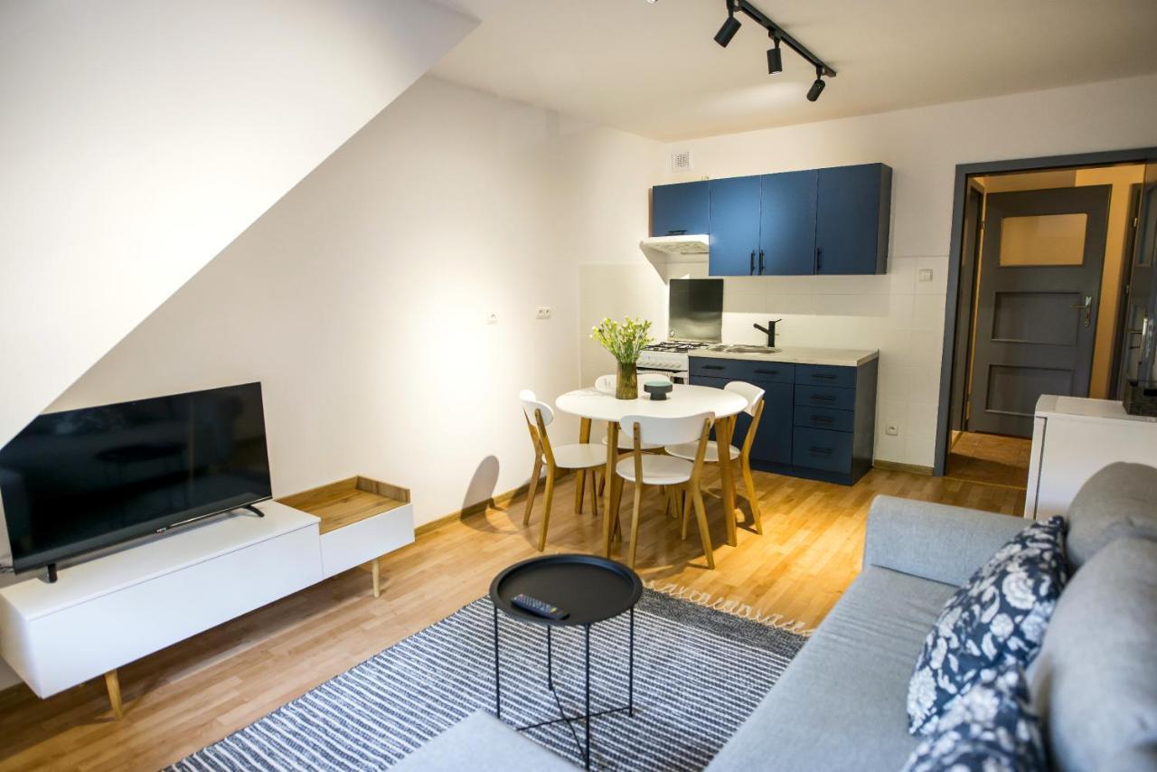 Apartamenty Centrum Biskupiec Biskupiec  Exterior foto